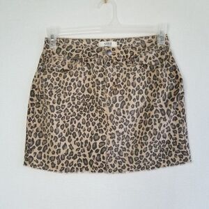 ❤️3/$12. YMI Animal Print Mini Skirt Raw Hem 11/30
